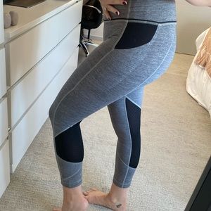 Lululemon grey with black leggings racer tights with pockets size 6